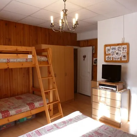 Les Cascades Apartment